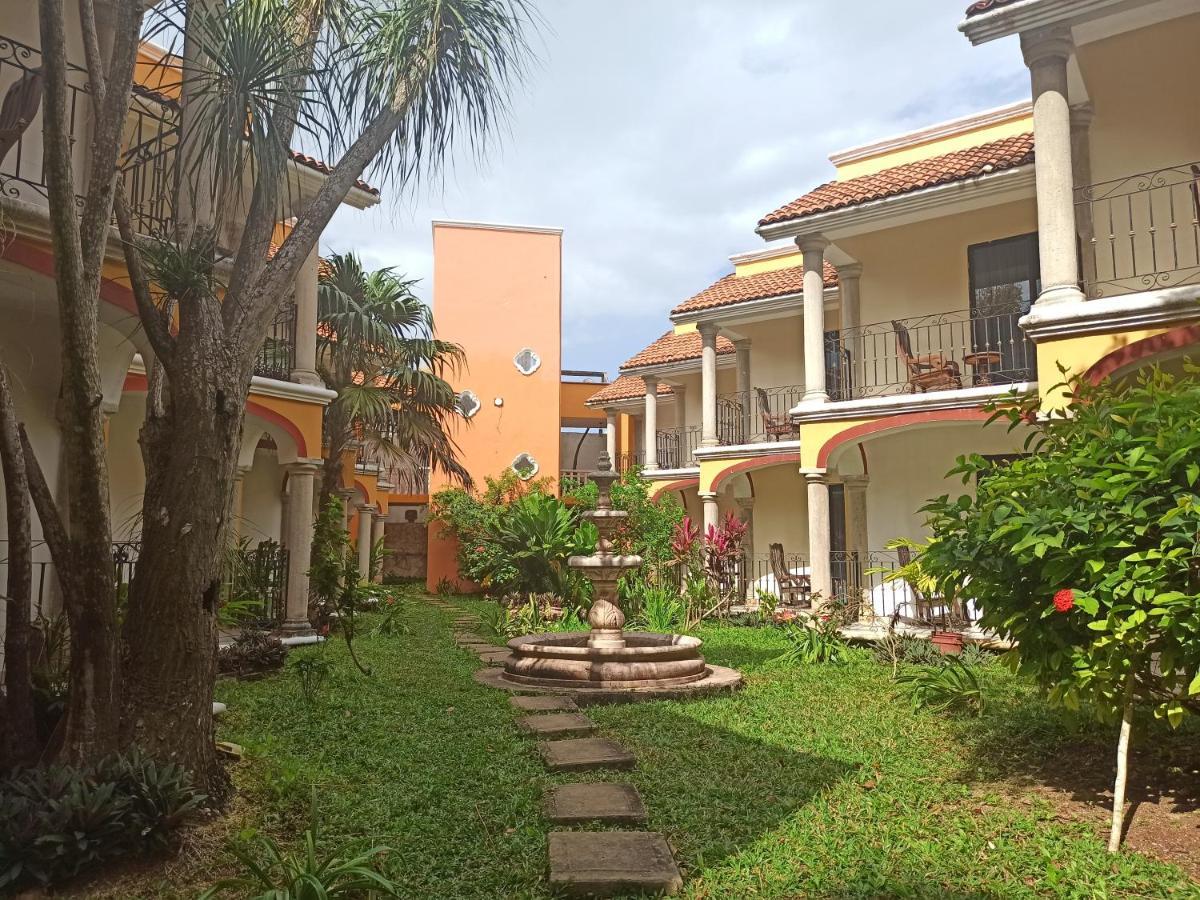 Ecotel Quinta Regia Valladolid  Exterior photo