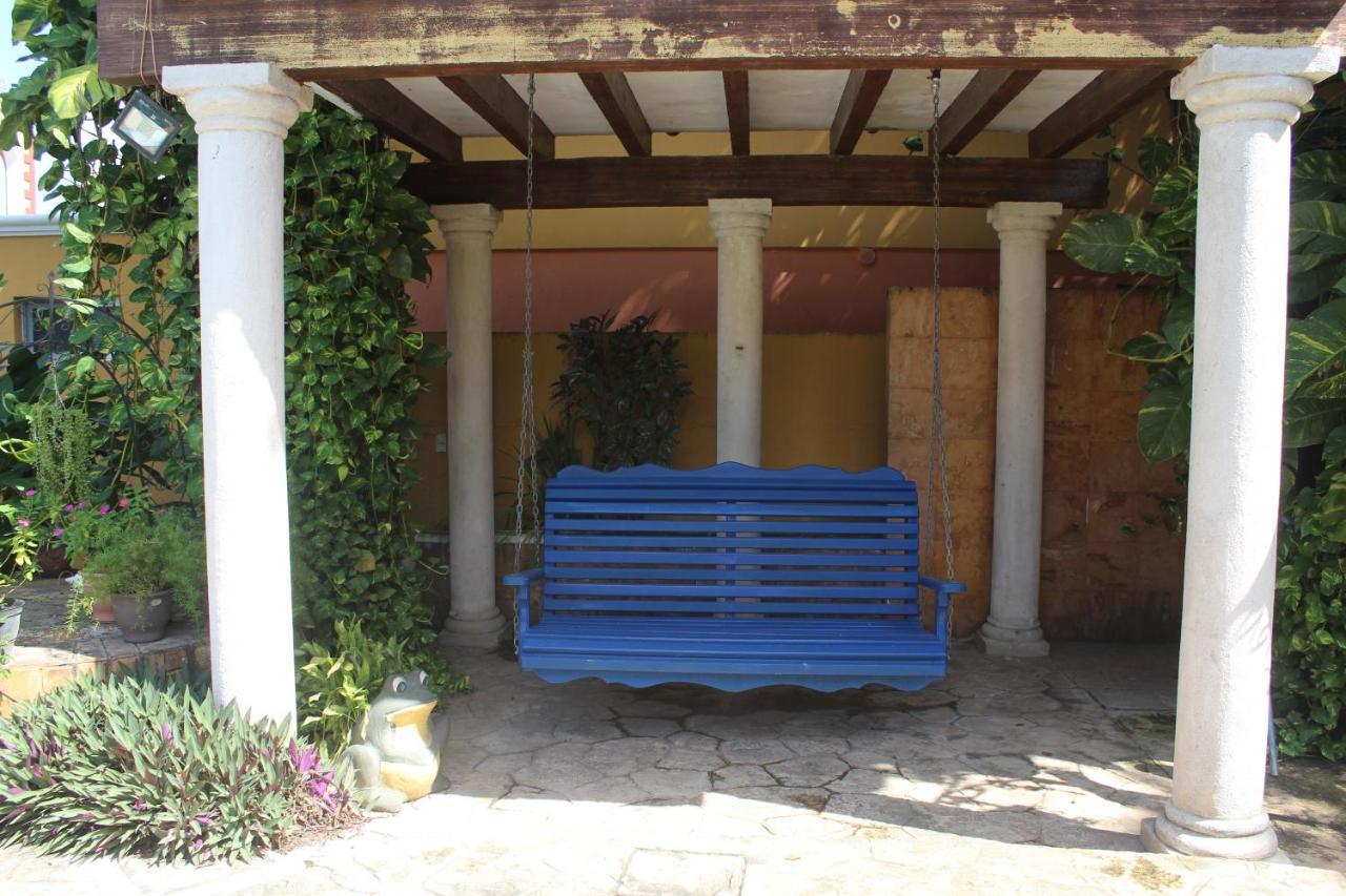 Ecotel Quinta Regia Valladolid  Exterior photo