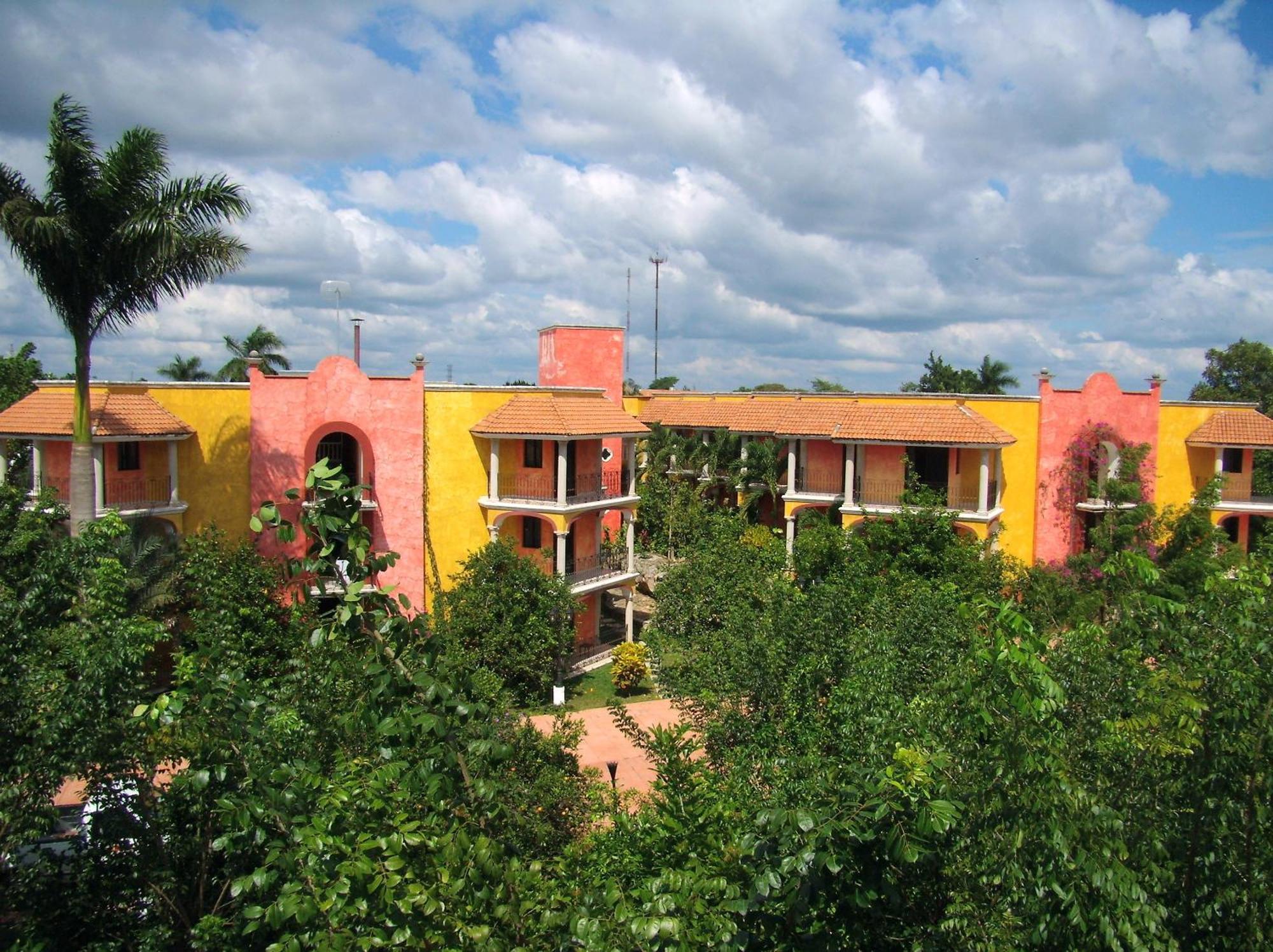 Ecotel Quinta Regia Valladolid  Exterior photo